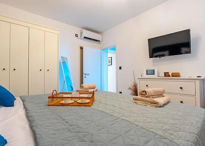 Apartments Marni